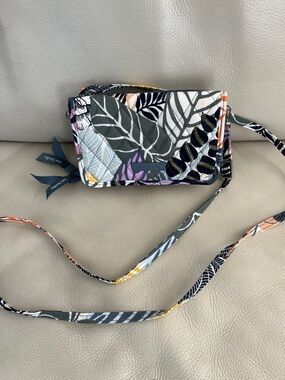 Vera Bradley Crossbody Bag / Wallet / Clutch NWOT